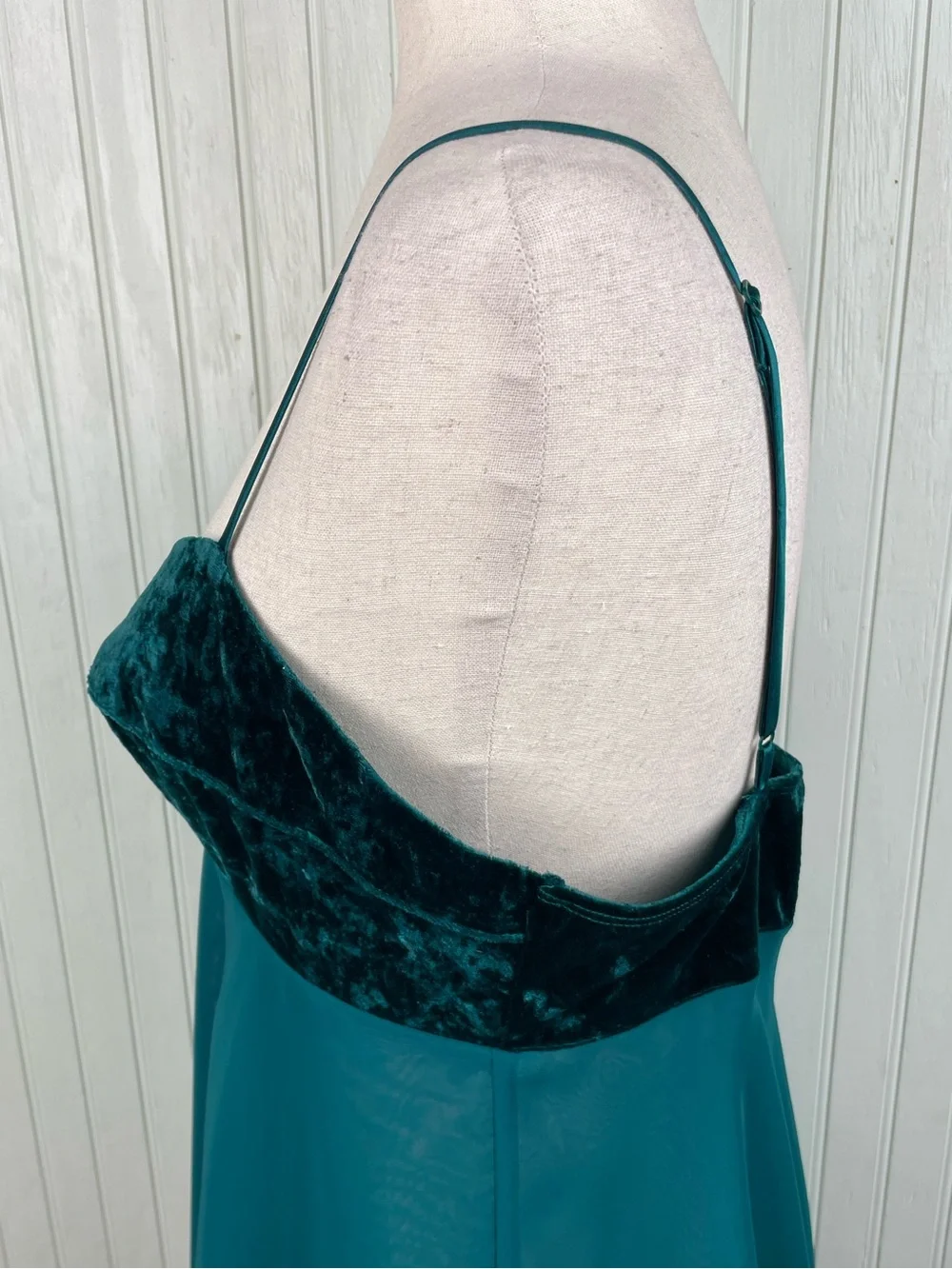 Vintage Y2K Victoria's Secret Green Velvet Babydoll Slip Dress Panty Size Large